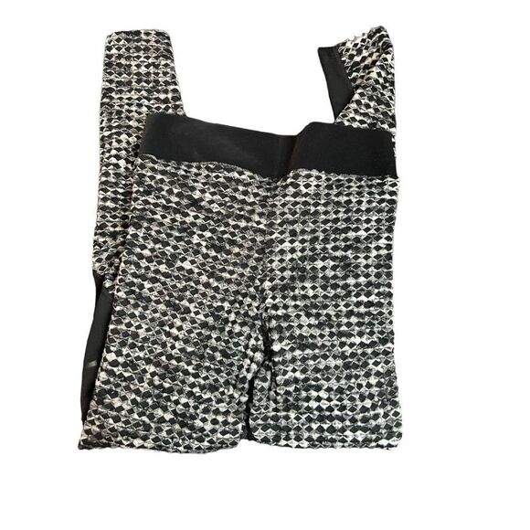 Nike Pro Hyperwarm training tights size medium 25.5” in seam - Picture 6 of 14